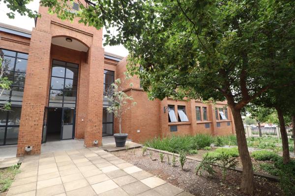 153  m² Office Space