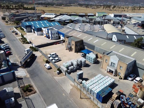 525  m² Industrial space