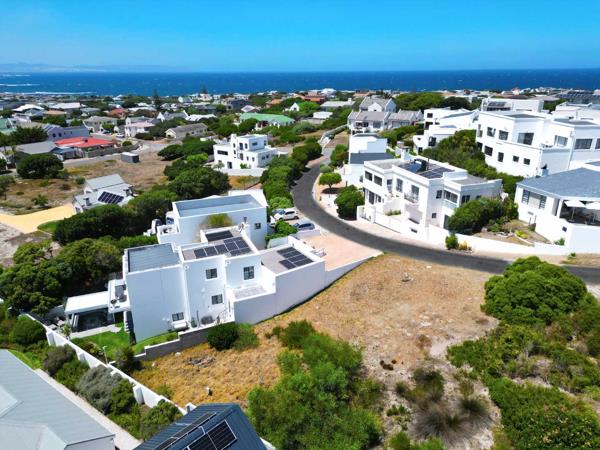 456 m² Land