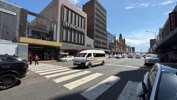 1 500 m² Retail Space