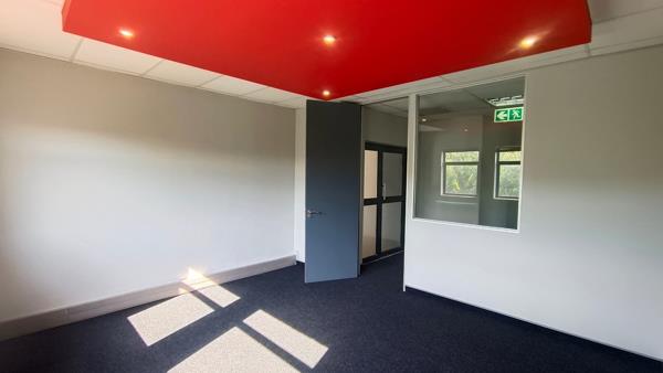 191  m² Commercial space