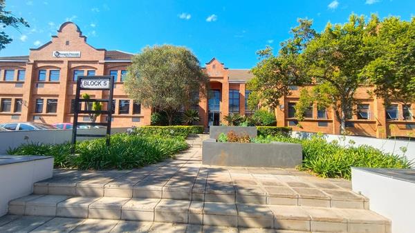 199  m² Commercial space