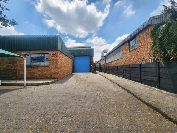 455  m² Industrial space