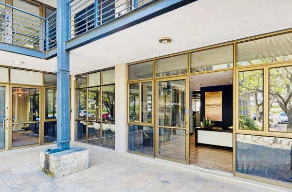 167  m² Commercial space