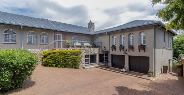 5 Bedroom House