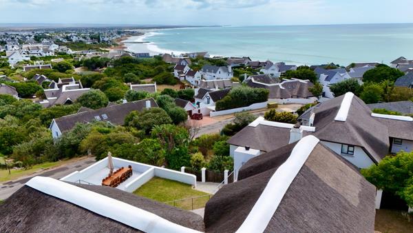 10 Bedroom House