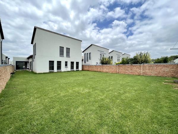 4 Bedroom Townhouse