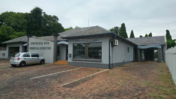 66  m² Commercial space