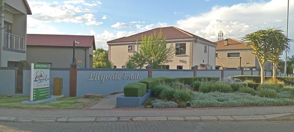 764 m² Land