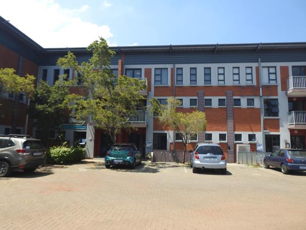 304  m² Industrial space