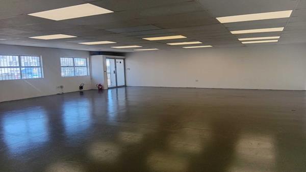 101  m² Commercial space