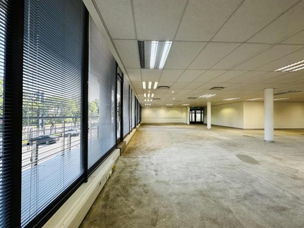 342  m² Office Space