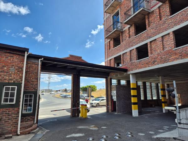 62  m² Commercial space