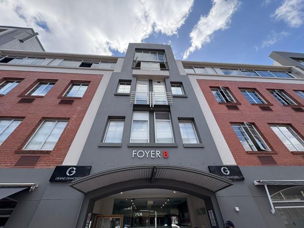 95  m² Commercial space