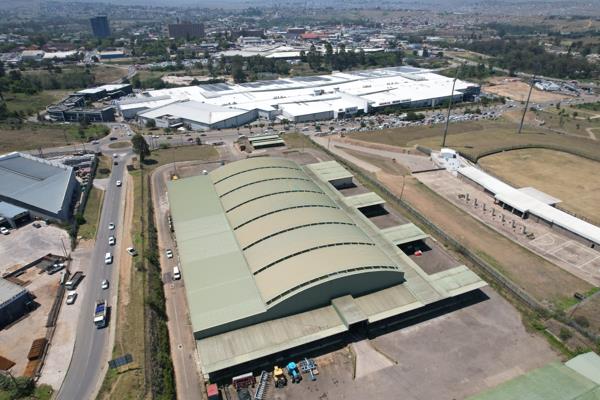 4 500  m² Commercial space