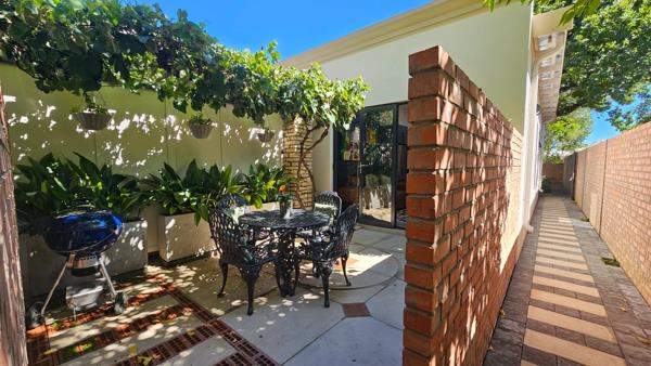 1 Bedroom Garden Cottage