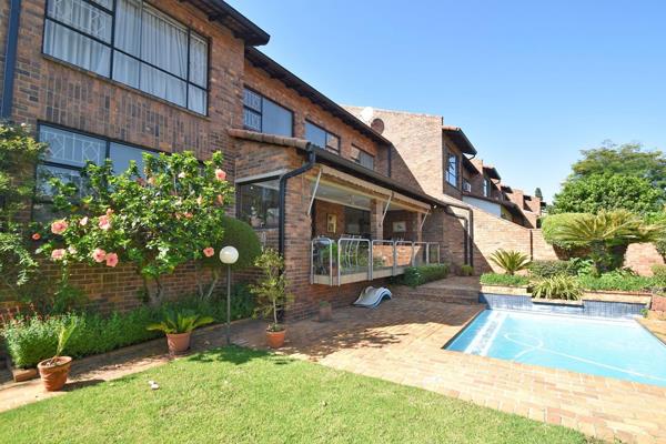 5 Bedroom Townhouse