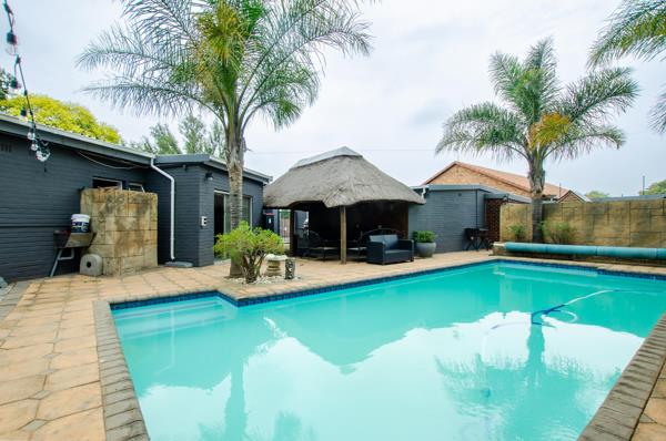 5 Bedroom House