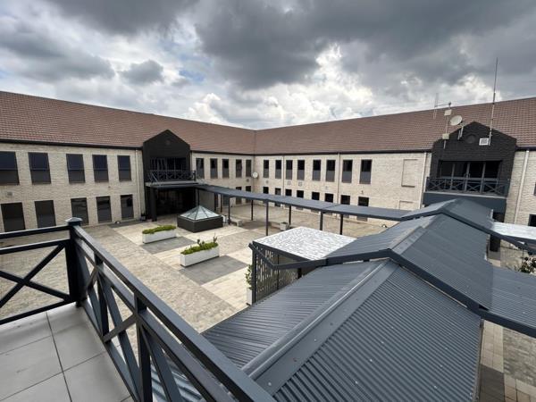 437  m² Office Space