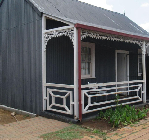 2 Bedroom House