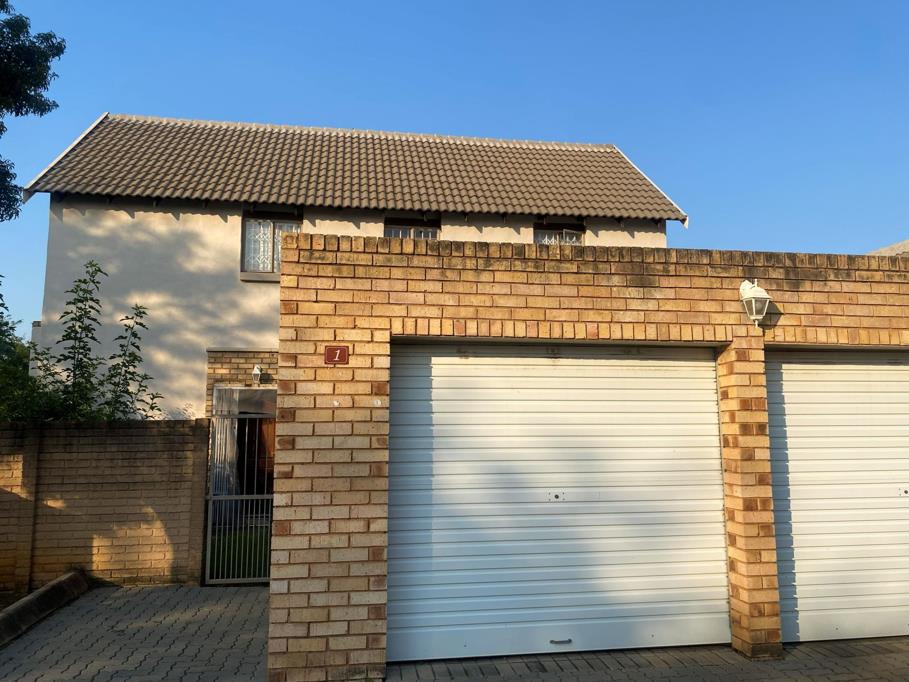 3 Bedroom Townhouse