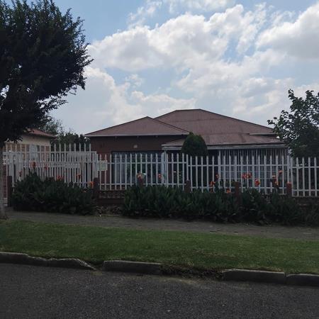 2 Bedroom House