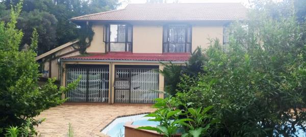 11 Bedroom House