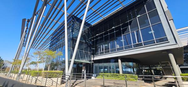 1 553 m² Commercial space