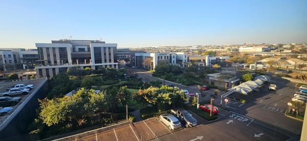 1 567 m² Commercial space