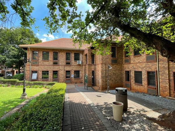 183  m² Commercial space