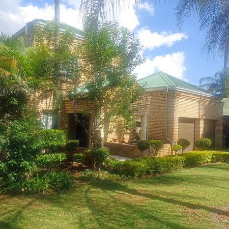 5 Bedroom House