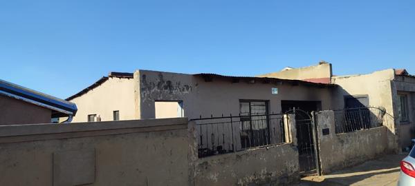 11 Bedroom House