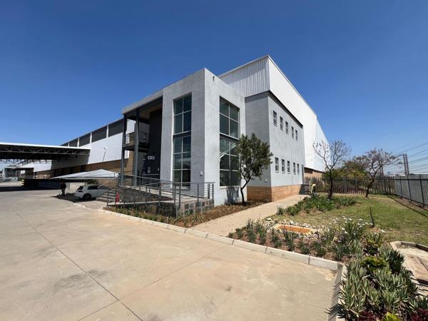 5 860  m² Industrial space