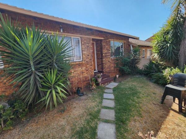 3 Bedroom Townhouse