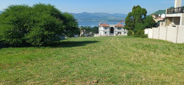 888 m² Land