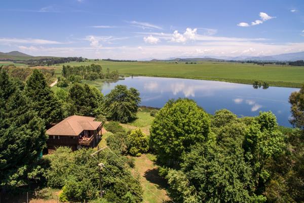 8.7 ha Smallholding