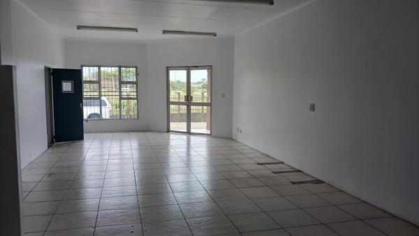 343  m² Industrial space