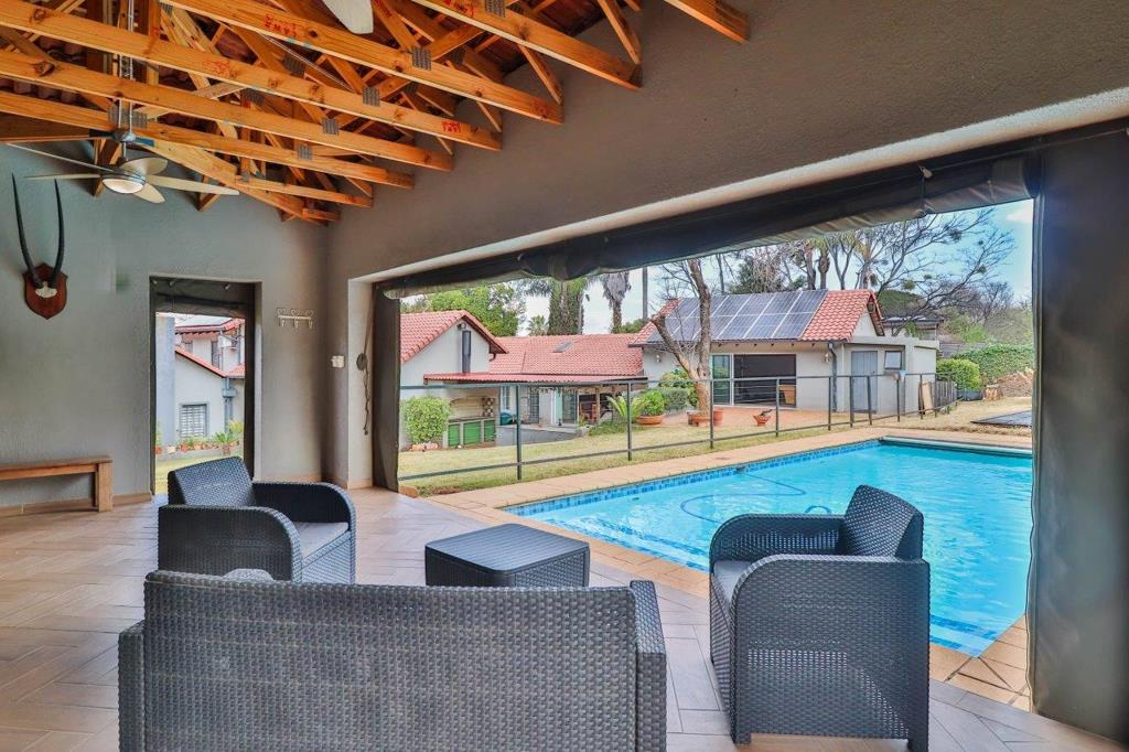 7 Bedroom House