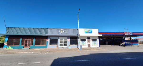 1 000  m² Commercial space