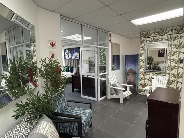 370 m² Commercial space