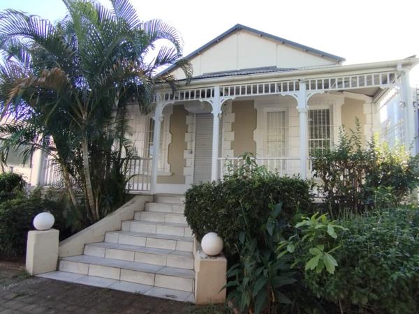 346  m² Office Space