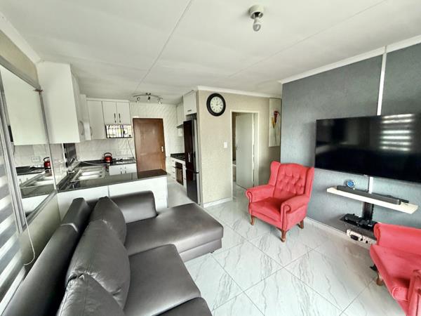 6 Bedroom House