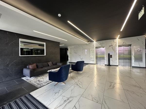 735 m² Commercial space