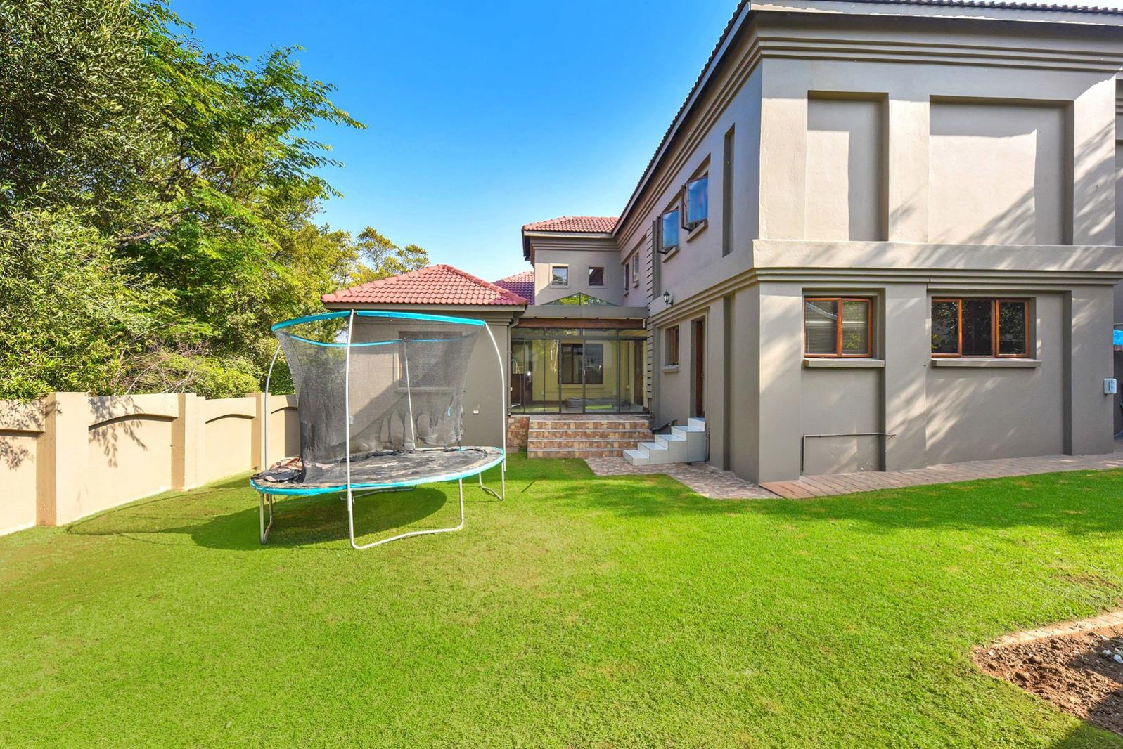 House in Fourways - View 3