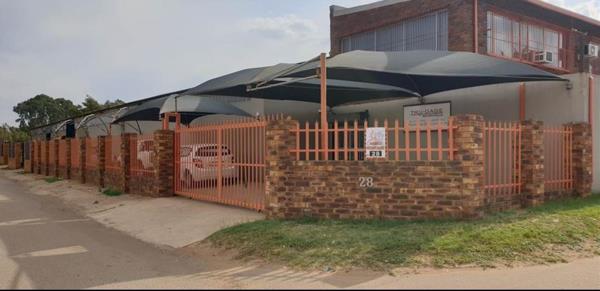 920  m² Industrial space