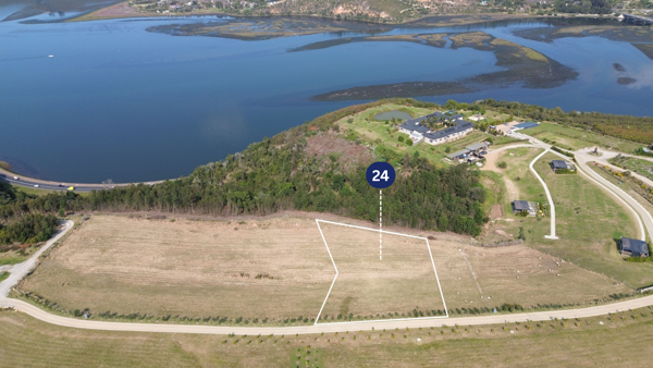 2 162 m² Land