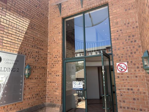 330 m² Office Space