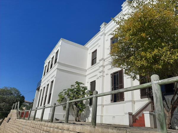 550  m² Commercial space