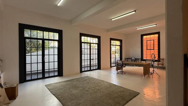 139  m² Office Space