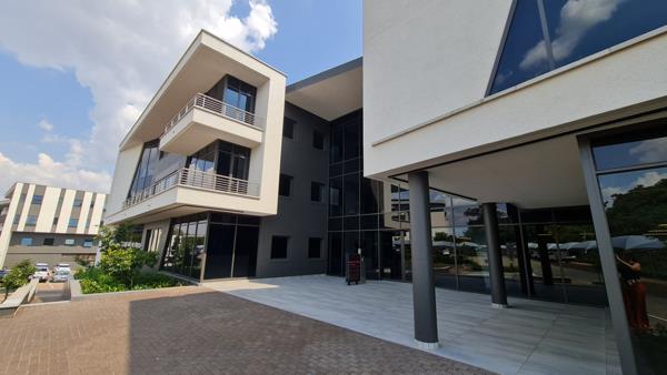 344  m² Office Space